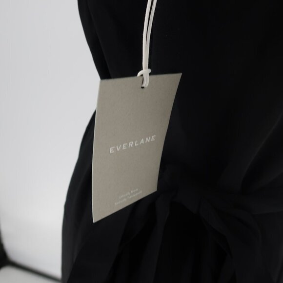 BLACK MIDI WRAP DRESS by EVERLANE, in drape wrinkle free fabric 2 - Picture 4 of 12